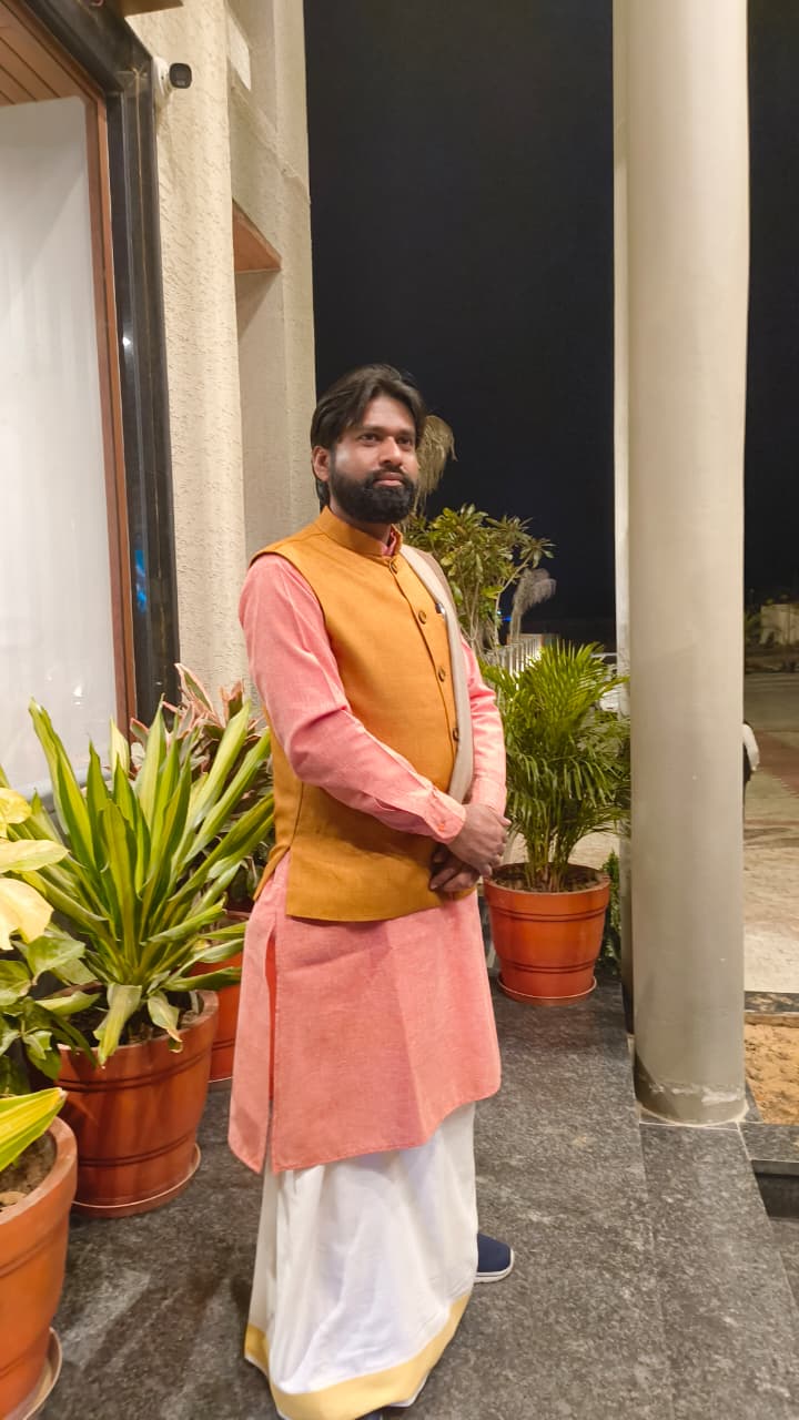 Book Experienced Arya Samaj Pandit Ji for Griha Pravesh Gurugram